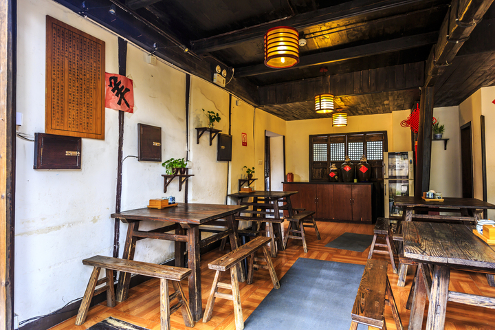 Peranakan Restaurant SG: Authentic heritage dining where tradition and flavor tell centuries-old stories.