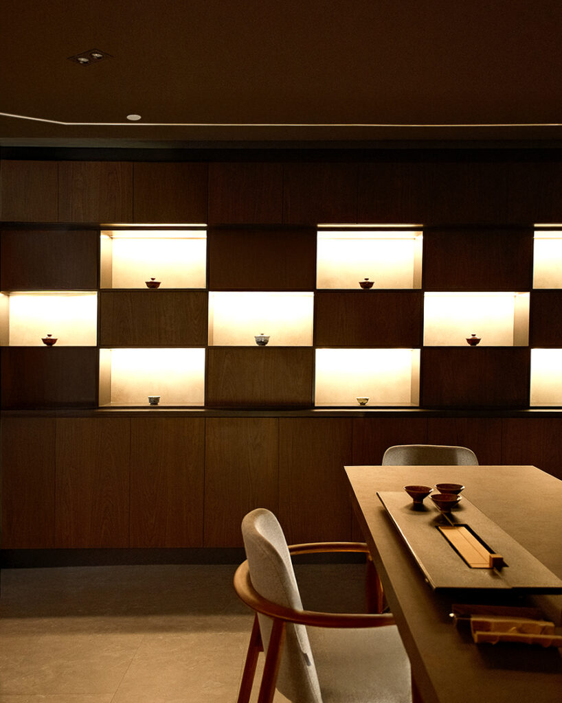 Tea Room Singapore – a serene Chinese tea house where drinking tea becomes an art of tradition, history, and appreciation.
