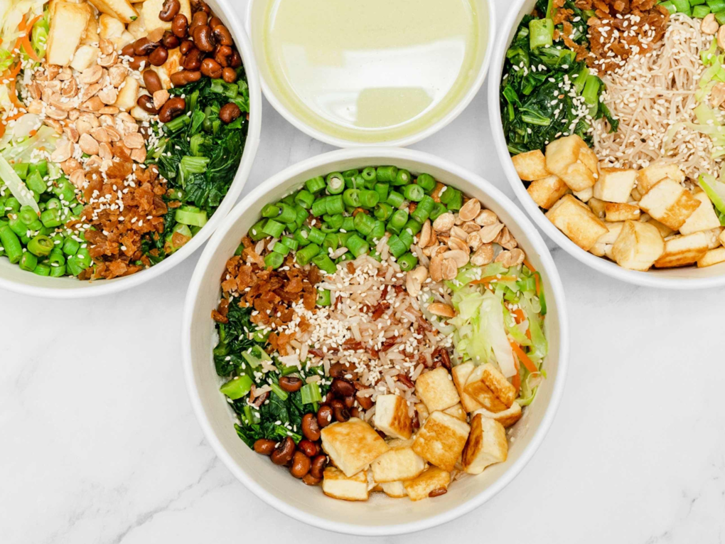 Fortune Centre Food: A hidden gem serving nutritious Thunder Tea Rice bowls with vegetarian-friendly choices, perfect for office workers seeking light yet satisfying meals.
