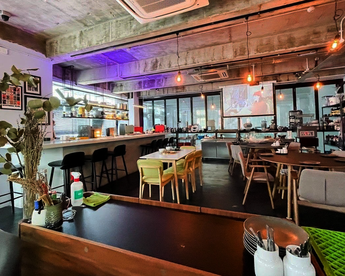 Private Dining SG : Enjoy exclusive pizza omakase in a tiny, personal setting at 32 Club Street.