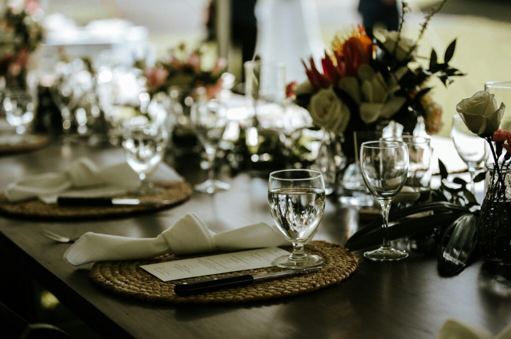 Private Dining SG : Experience private dining sanctuaries offering intimacy and connection in Singapore’s culinary scene.