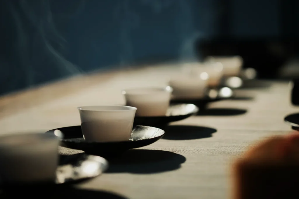 Best Tea Room in SG : An intimate tea ritual guided by a tea master, every movement refined and purposeful.