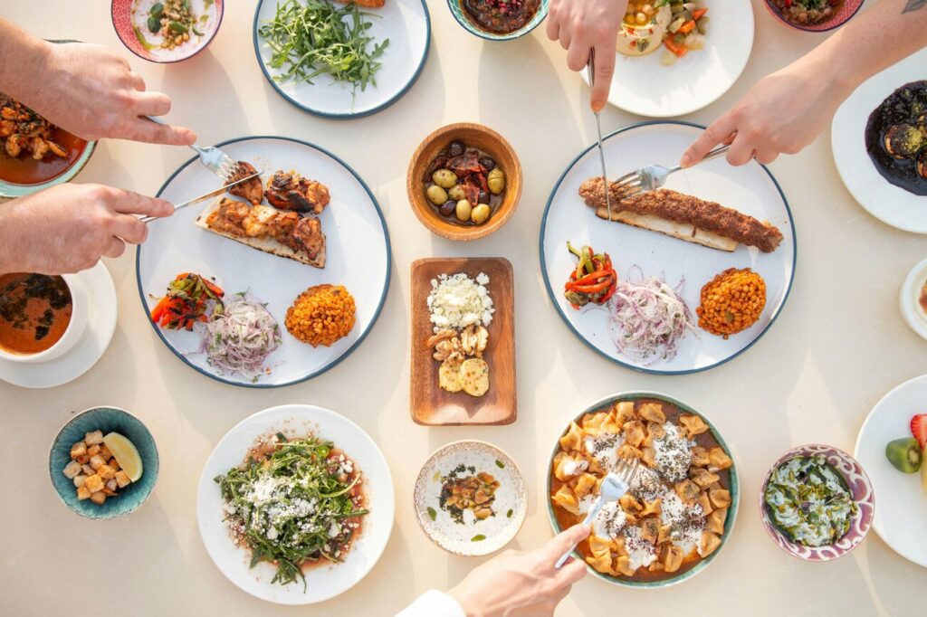 Orchard Plaza Food : Locals enjoying hearty, flavour-packed dishes in an unpretentious Orchard Plaza setting.