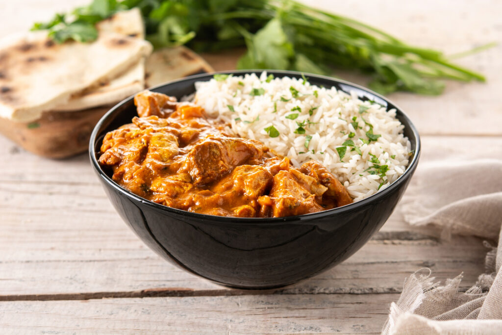 Japanese Curry : A bowl of kare raisu capturing the sweet and savoury essence of Japan’s beloved comfort food.