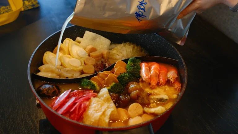 Takeaway Bundle - with Chinese Sausage, Fish Maw, Sea Cucumber in a Treasure Pot